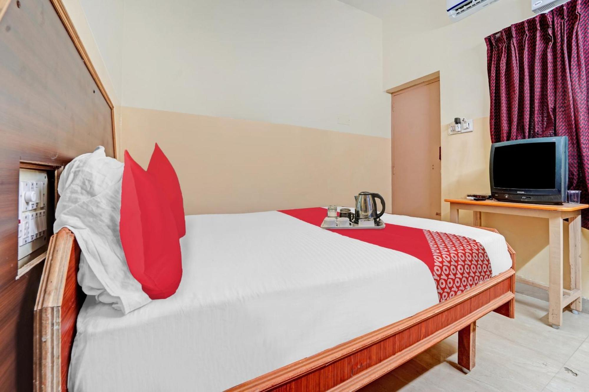 Hotel O City Lodge 에로드 외부 사진