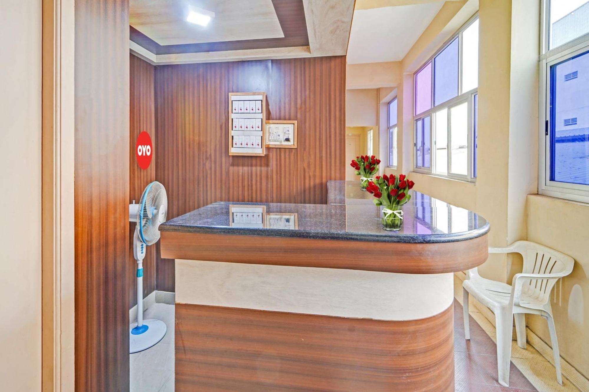 Hotel O City Lodge 에로드 외부 사진